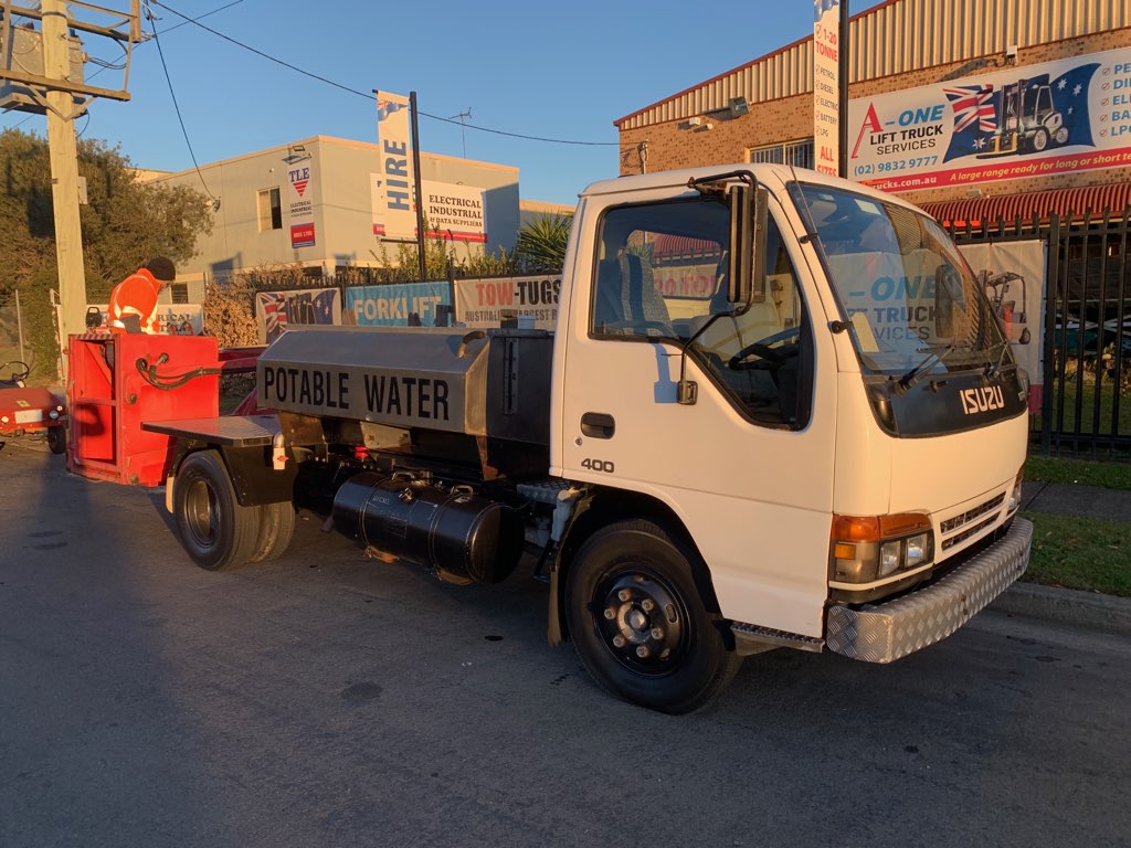 TRUCK - ISUZU 4000KG DIESEL
