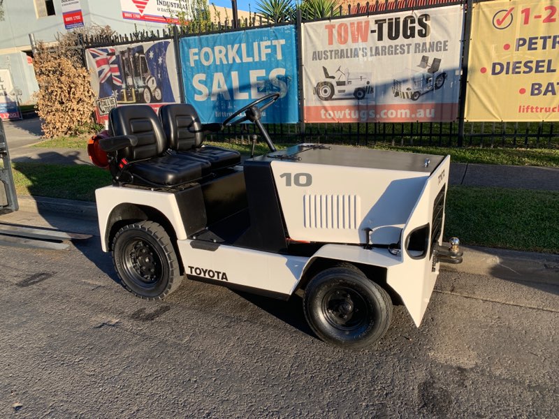 TOW TUG - TOYOTA TG10 LPG