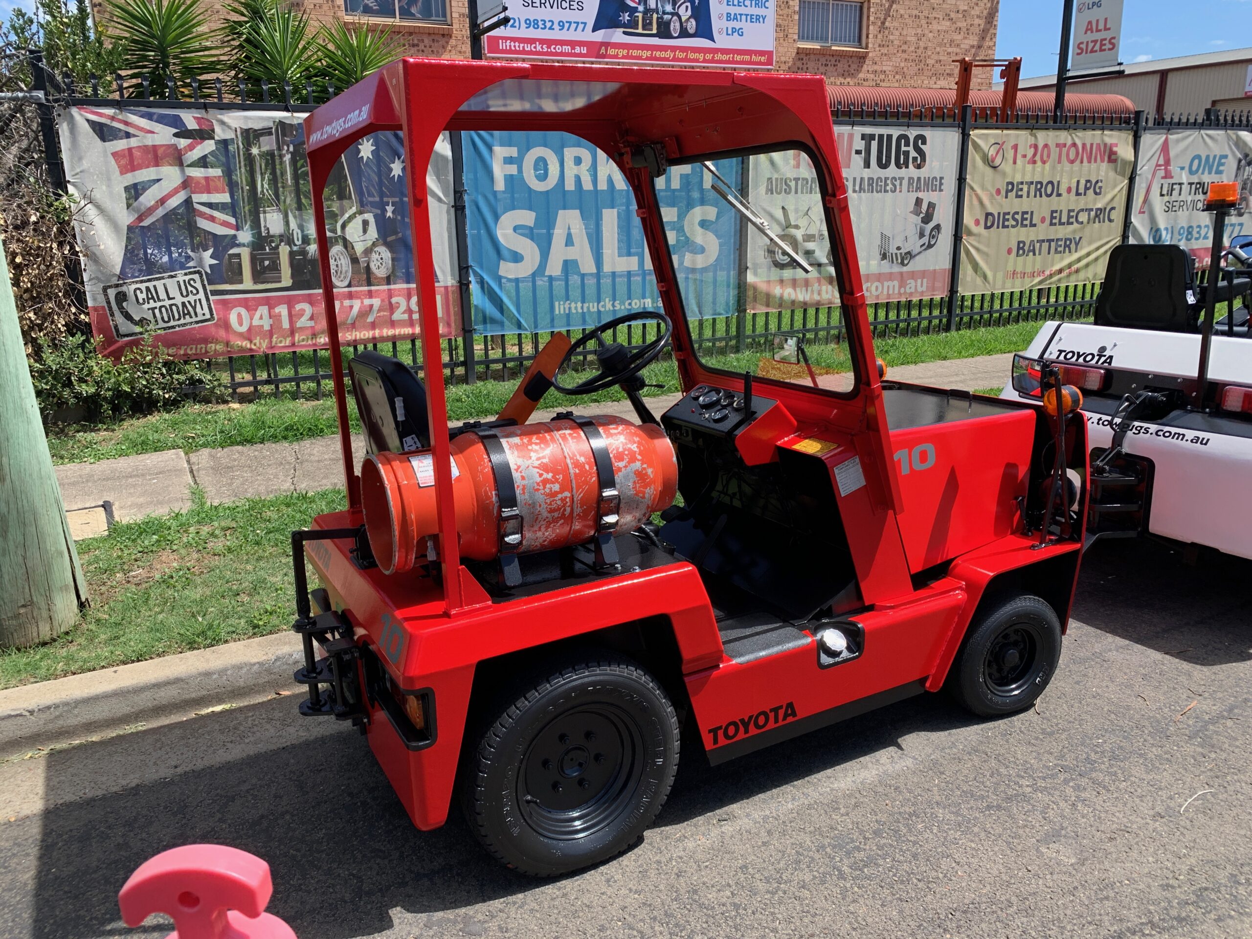 TOW TUG - TOYOTA 2TG10 LPG - Image 2